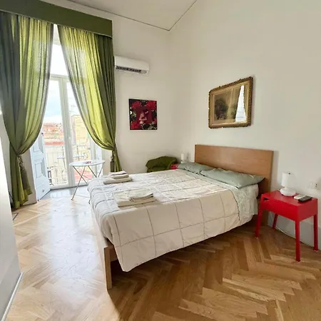 Bed & Breakfast Art12 Napels